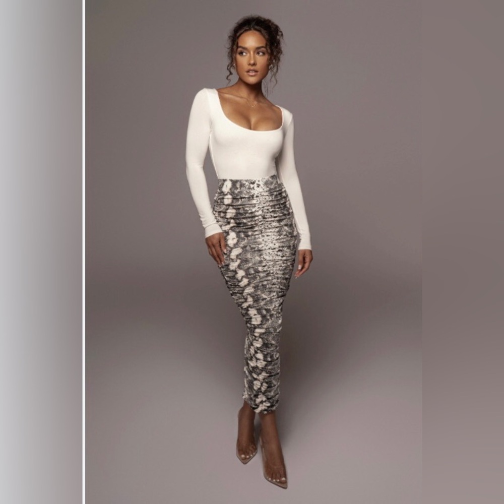 JLUXLABEL COBRA HOLLOW RUNCH SKIRT